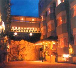 Highgates Hotel
